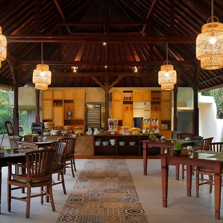 Santi Mandala Villa & Spa Sukawati  Ngoại thất bức ảnh